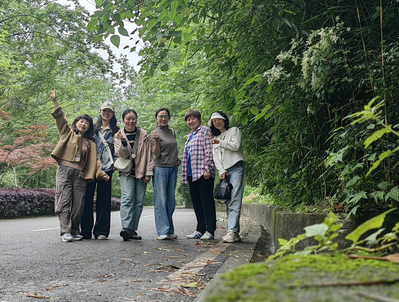 图档工会图书三馆开展“回归大自然，体验新生态”活动